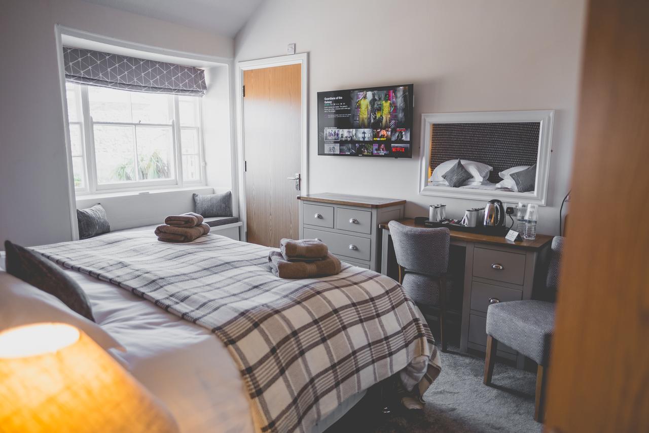 Kings Arms Hotel Пензанс Екстериор снимка